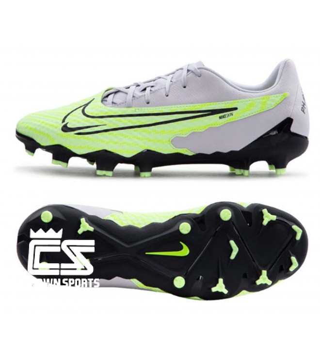 SOCCER BOOTS